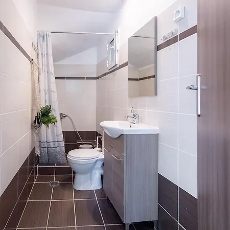 Holiday home Paris ηοuse At Ratzakli *