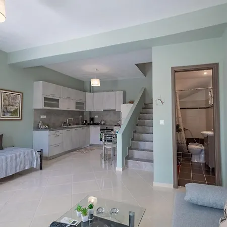 Holiday home Paris ηοuse At Ratzakli Ratzaklion